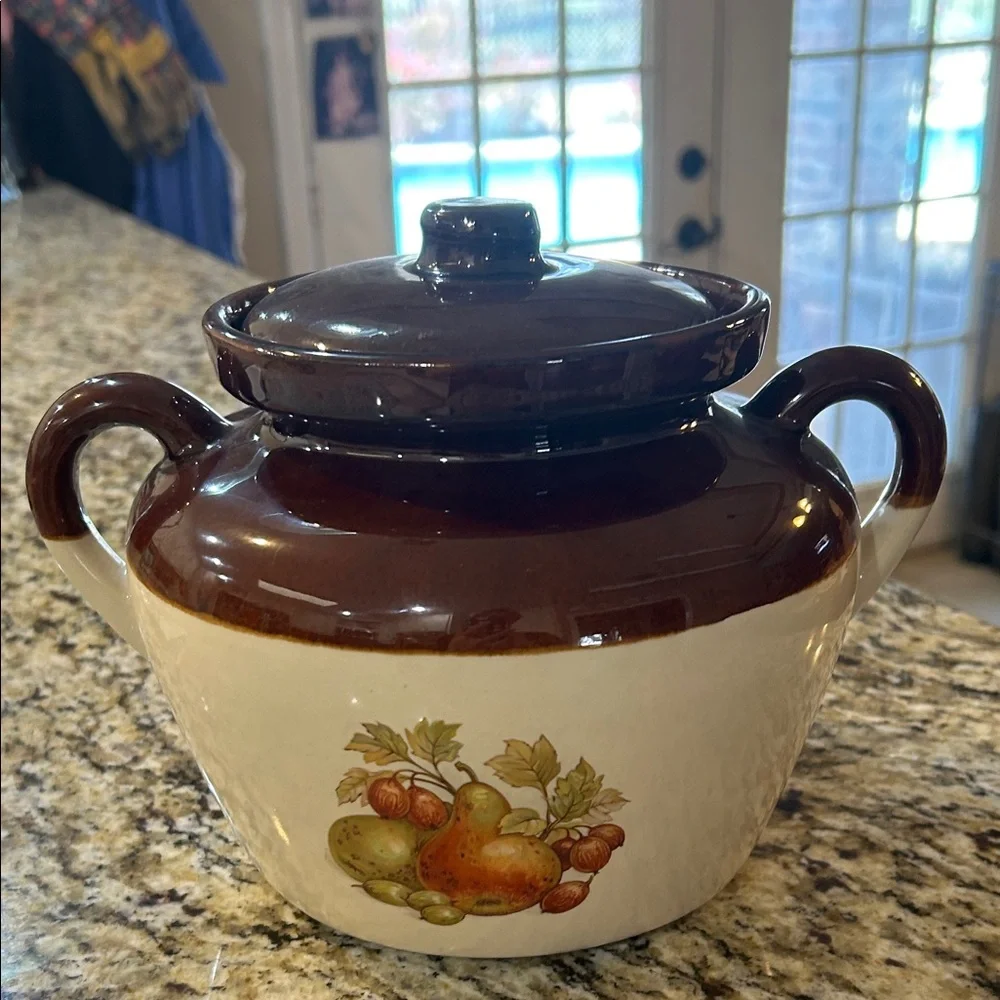 Vintage 1974 # 342 McCoy Pottery Bean Pot Tureen with Fruit Design - Picture 6 of 16